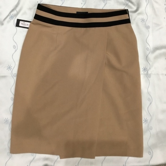 Worthington Dresses & Skirts - NWT Worthington Brown Amphora Pencil Skirt